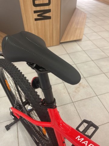 1060388-8 Trek Marlin bike 29” L