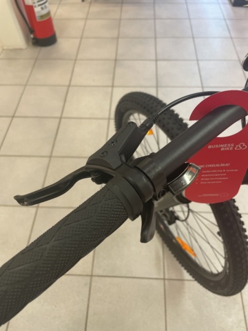 1060388-14 Trek Marlin bike 29” L