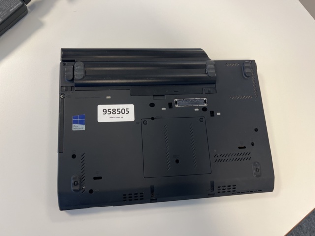 958505-8 Laptop Lenovo ThinkPad X230 i7/8GB/160GBSSD/Win10Pro