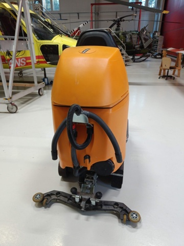 999488-4 Scrubbing machine Taski Swingo 2500