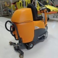 999488-5 Scrubbing machine Taski Swingo 2500