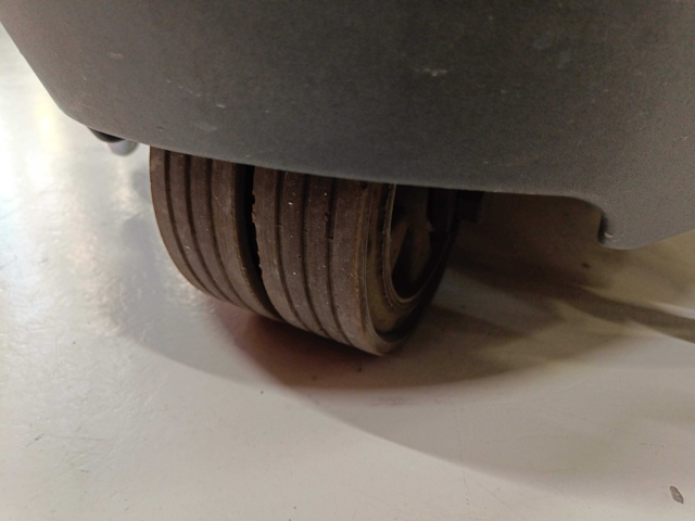 999488-28 Scrubbing machine Taski Swingo 2500