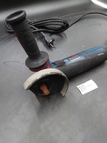1102881-3 Angle grinder Bosch, GWS 17-125 CI - Shipping included
