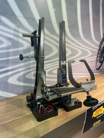 1060426-2 Park tool bench