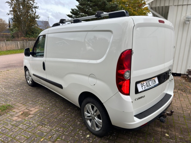 1107406-5 Opel Combo Van 2.4t 1.6 CDTI - 2013