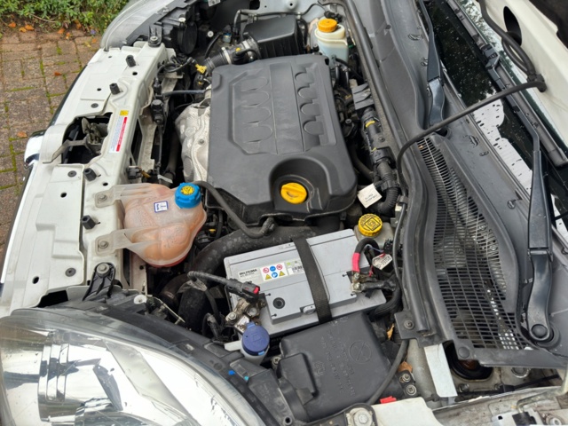 1107406-27 Opel Combo Van 2.4t 1.6 CDTI - 2013