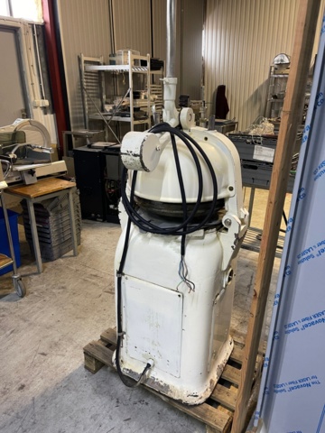 1069268-2 Bull roller Erika