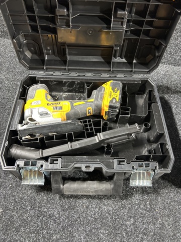 1052510-1 Jigsaw DeWalt DCS335