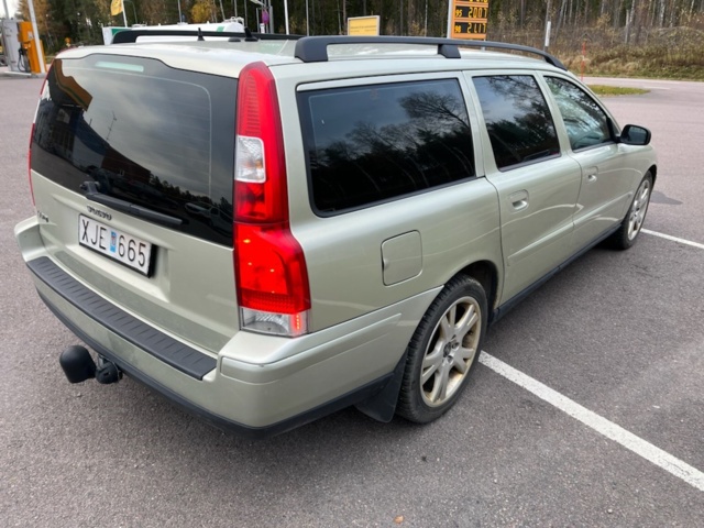 1105655-6 Volvo V70 2.5T - 2006