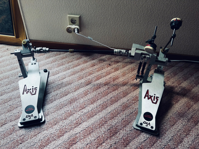 1107856-8 Yamaha drum kit