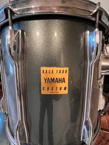 1107856-12 Yamaha drum kit