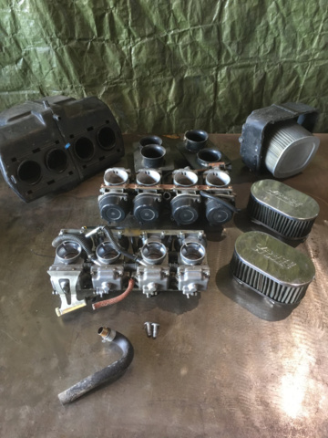 1107859-9 Motorcycle suzuki 1100R -91 renovation object with lots of accessories