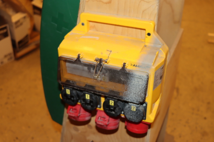 1033927-3 First Aid Station, Fire Extinguisher, Construction Center