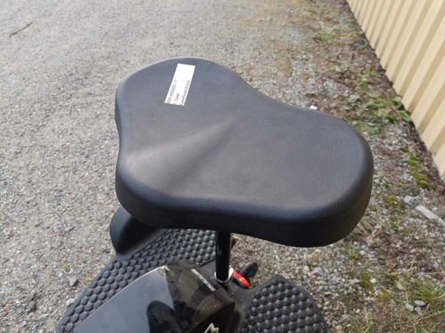 999489-7 Three-wheeled scooter Trigger, 500W