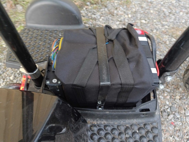 999489-22 Three-wheeled scooter Trigger, 500W