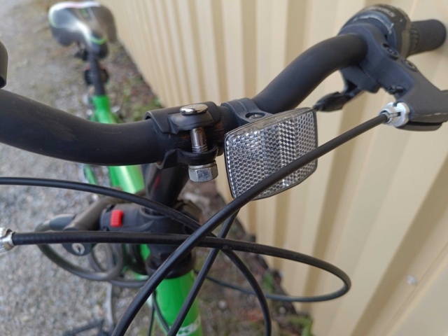 999491-10 Bicycle BKT Green