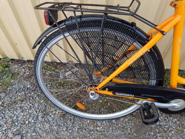 999498-16 Bicycle Yosemite City Comfort