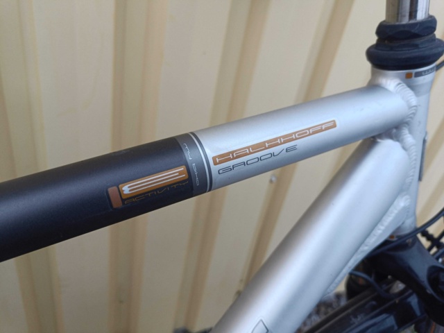 999501-15 Electric bicycle Kalkhoff Groove