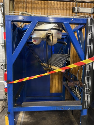 1064815-2 Pick n place robot, ABB FlexPicker, IRB 340