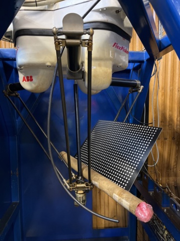 1064815-8 Pick n place robot, ABB FlexPicker, IRB 340