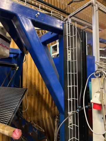 1064815-10 Pick n place robot, ABB FlexPicker, IRB 340