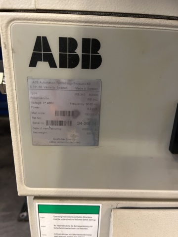 1064815-38 Pick n place robot, ABB FlexPicker, IRB 340