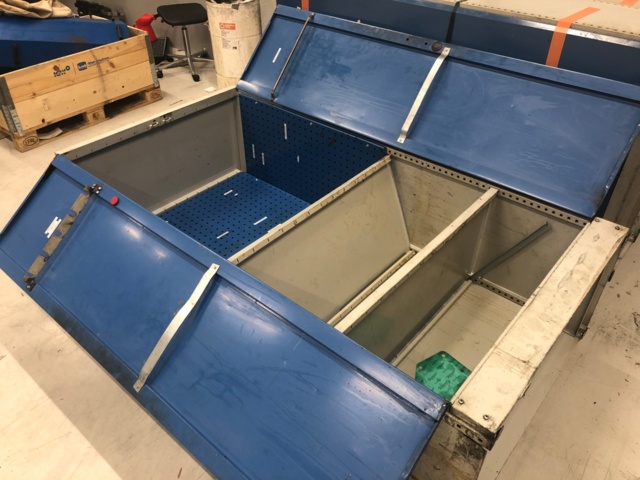 1107877-5 GWS Workshop metallikaappi - Ei pohjahintaa