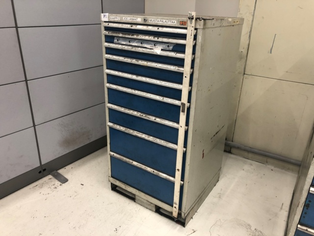 1107879-1 Metallilaatikosto - Ei pohjahintaa