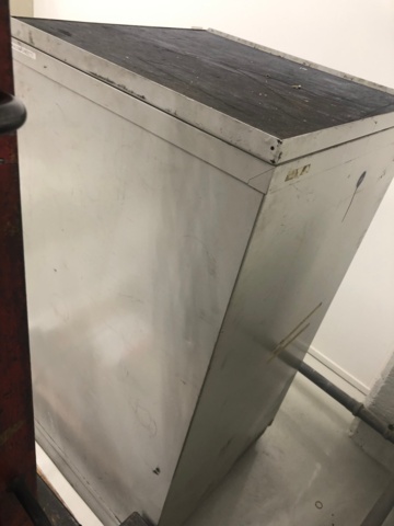 1107881-7 Metallilaatikosto - Ei pohjahintaa