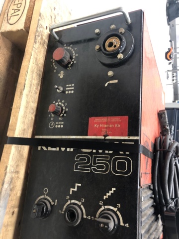 1107899-3 Kemppi Kempomat 250 hitsauslaite - Ei pohjahintaa