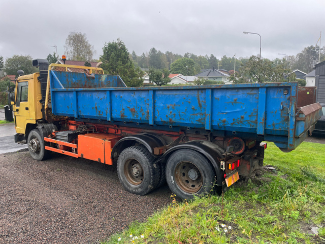 1048171-5 Truck changer Volvo FL12 6x2 -96