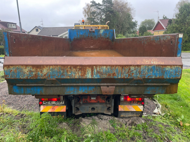 1048171-7 Truck changer Volvo FL12 6x2 -96