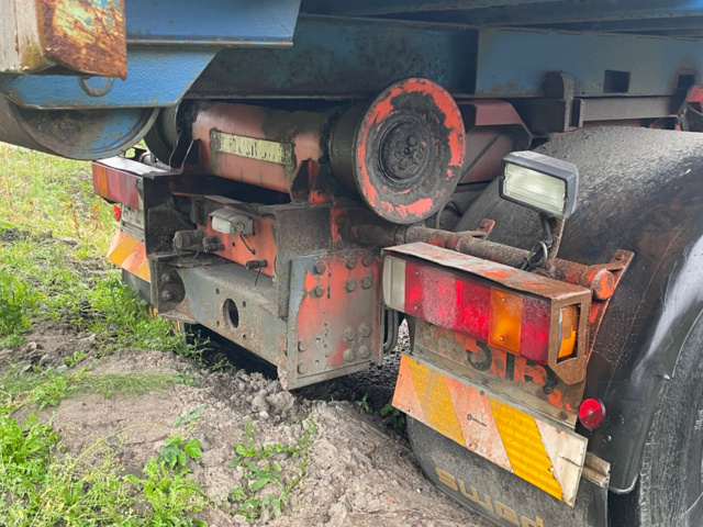 1048171-37 Truck changer Volvo FL12 6x2 -96