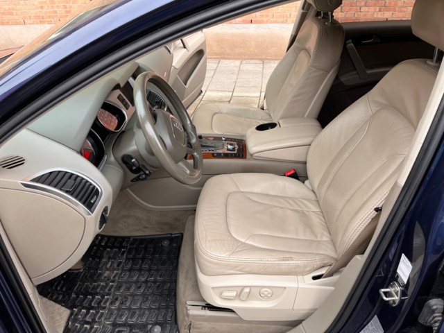 1107961-38 Audi Q7 4.2 TDI V8 quattro - 2009