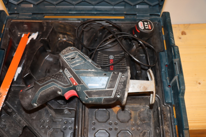 1033958-2 Bosch GSA 10.8 V-Li