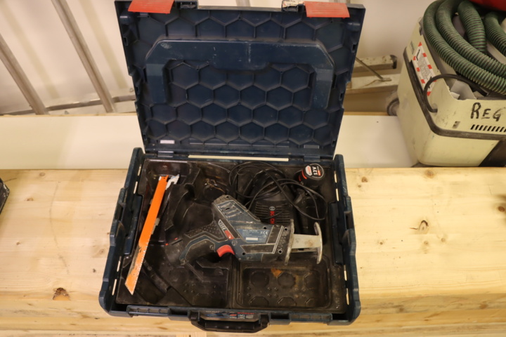 1033958-4 Bosch GSA 10.8 V-Li