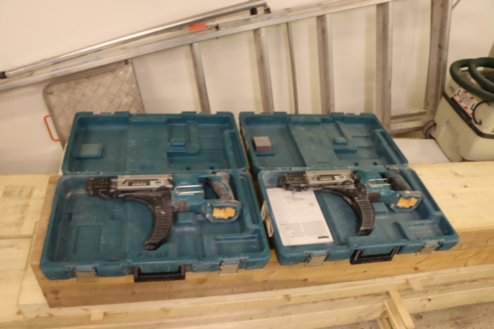 1033976-4 2 Makita BFR550 Automatic screwdrivers