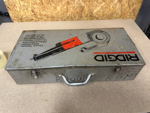 1071312-2 Threading machine Ridgid 114, 6 thread cuts included