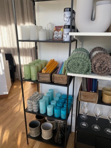 1039831-21 Lot with Interior