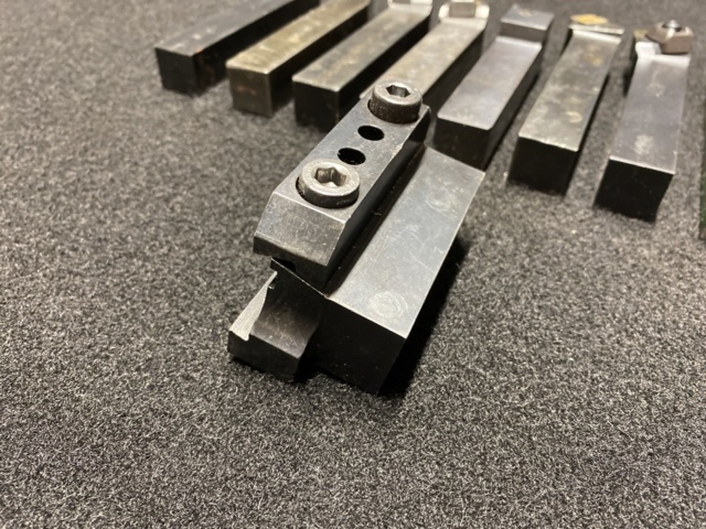 1081079-8 Lathe tool 20x20 socket