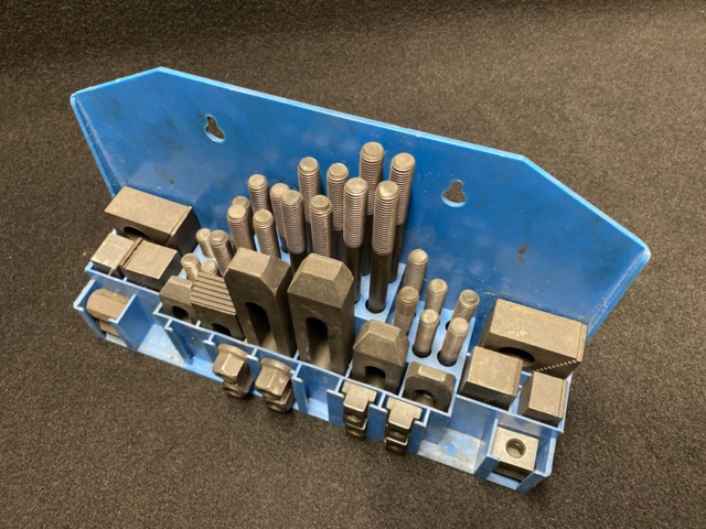 1081081-3 Clamping iron set M12 / T-14