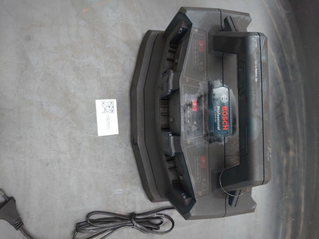 1102955-1 Bosch multi-charger, GAL 18V 6-80 - Shipping included