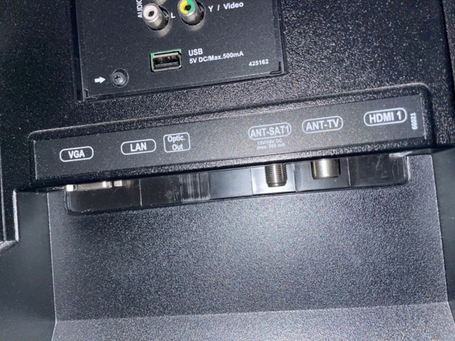 1057309-9 Hitachi 43” TV