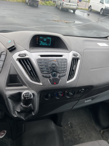 1051228-34 Ford Transit Custom 310 Kombi 2.2 TDCi - 2015 (Reparationsobjekt)