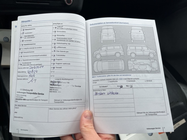 1051236-28 Volkswagen Caddy Maxi Combi 1.6 TDI - 2013