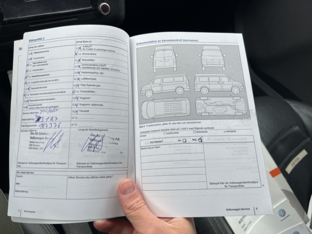 1051236-29 Volkswagen Caddy Maxi Combi 1.6 TDI - 2013