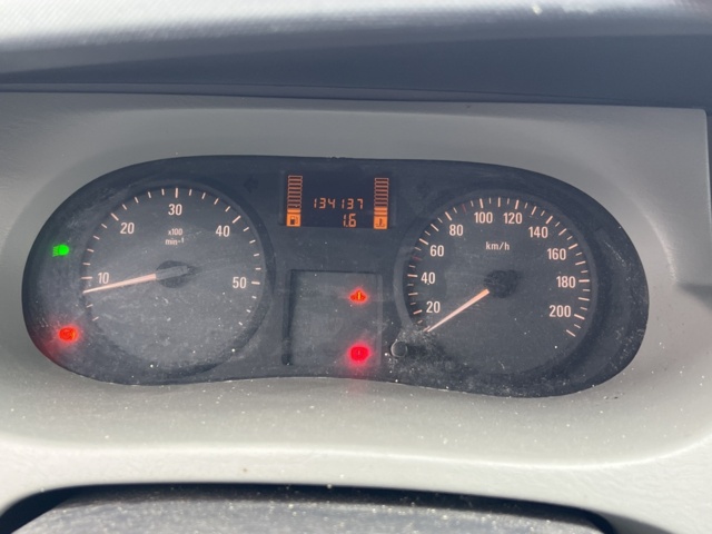 1051223-30 Opel Vivaro Van 2.7t 2.0 CDTI - 2007 (Repair item)