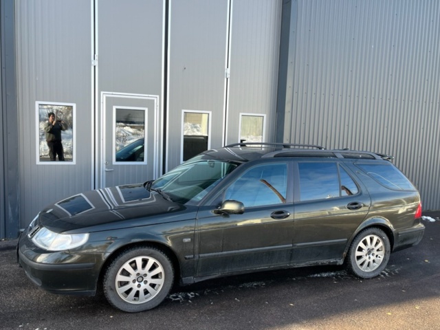 1105656-4 Saab 9-5 SportCombi 2.3 T - 2003