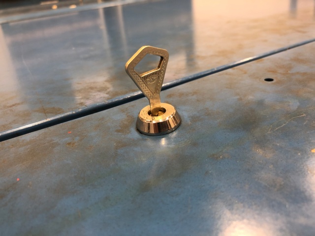 1109401-5 GWS Systems metallikaappi - Ei pohjahintaa