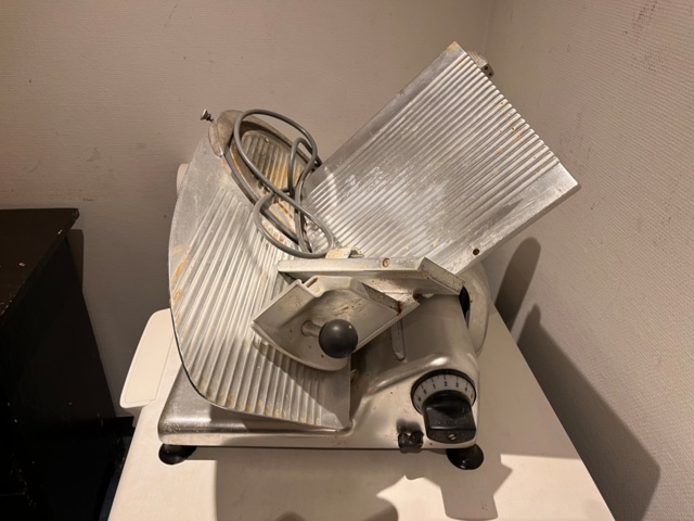 1109348-11 Sandwich shop Interior